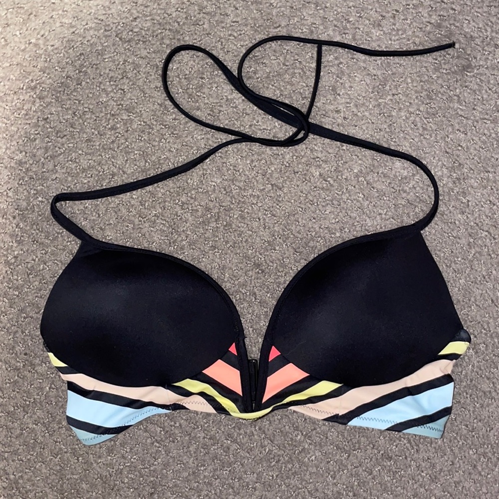 Bikini top